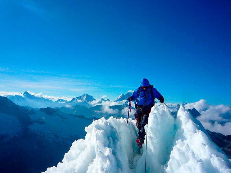 Escalada Nevado Vallunaraju